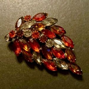Vintage Prong Set Rhinestone Fall Autumn Leaf Large Brooch  Possible Juliana